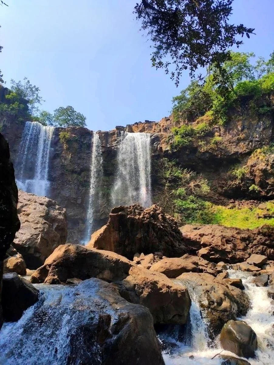 Kukdikhapa Waterfall