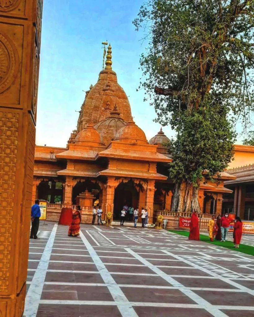 Shri Mahalakshmi Jagdamba Mandir Koradi