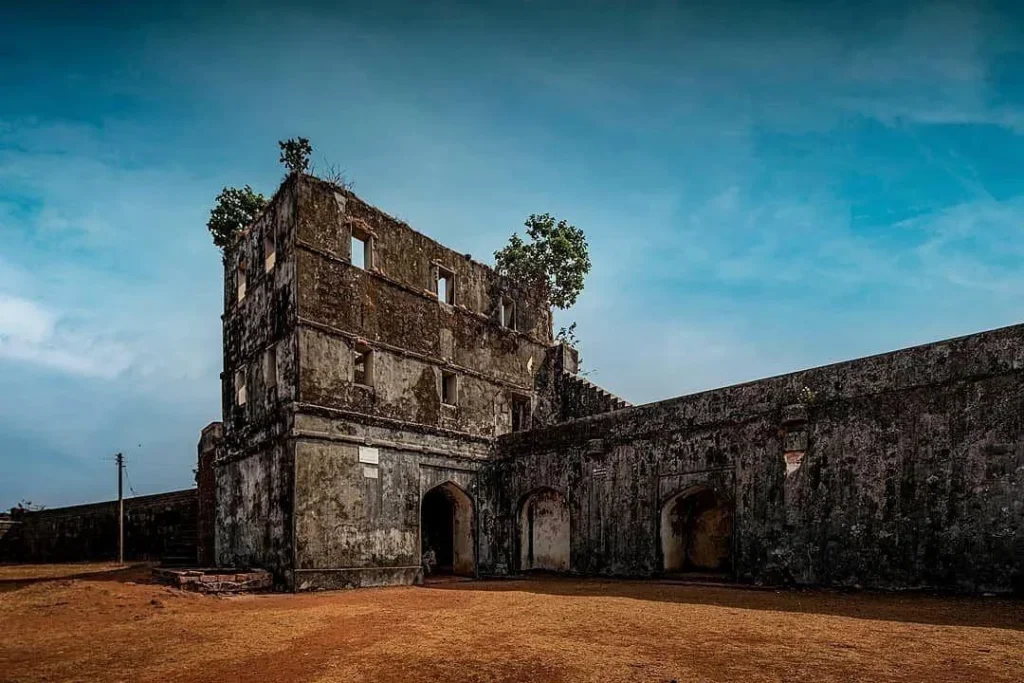 Jaigad Fort